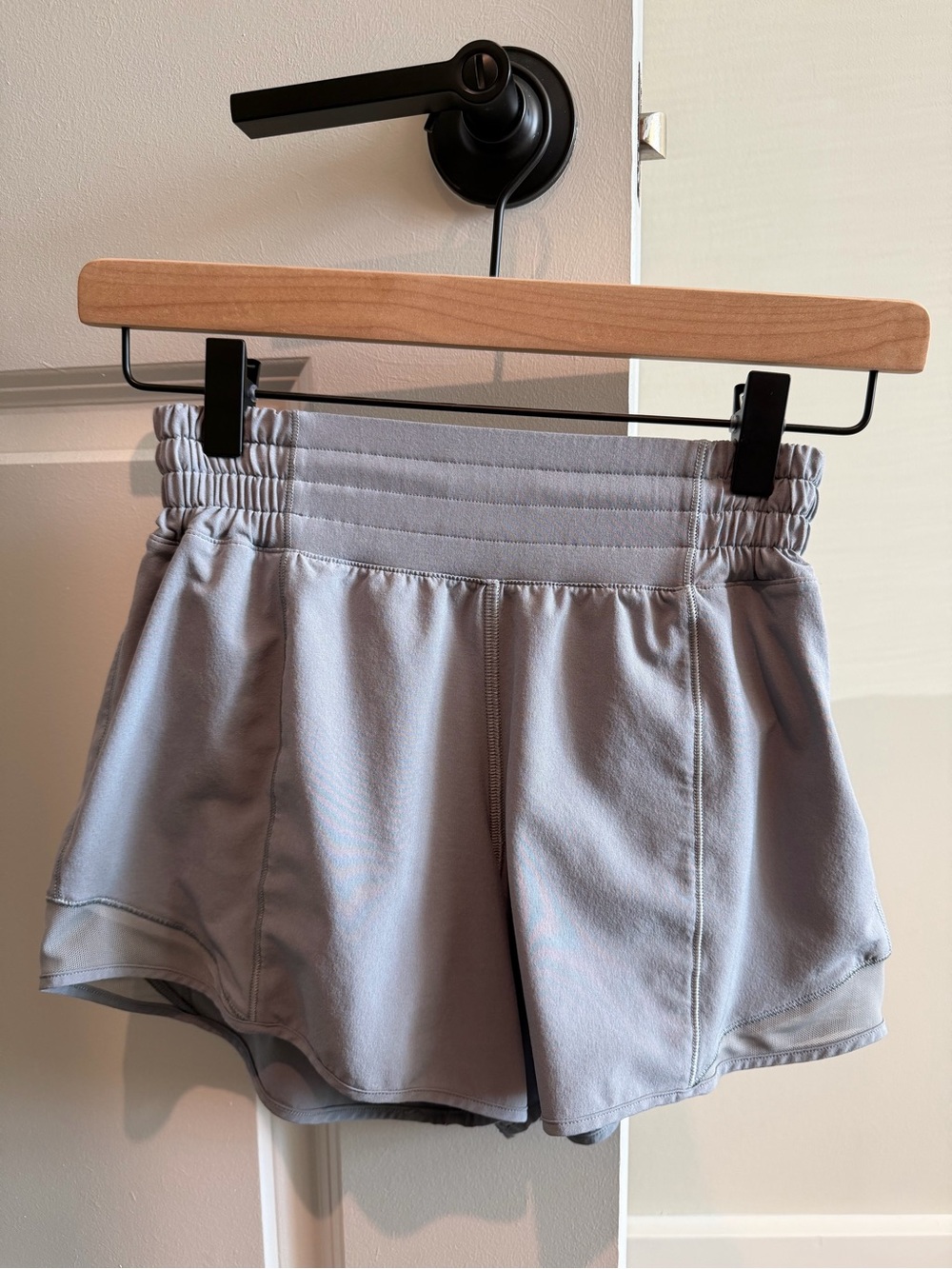 lululemon - Hotty Hot High-Rise Lined Short 4”, 2, Rhino Grey